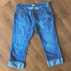 Lightly distressed Denim Capri size 9